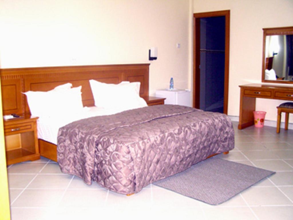 Sunset Hotel Kumasi Rom bilde
